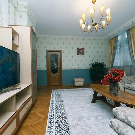 Three-Room Apartments At The Polytechnic Institute Kiev Extérieur photo