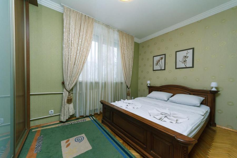 Three-Room Apartments At The Polytechnic Institute Kiev Extérieur photo